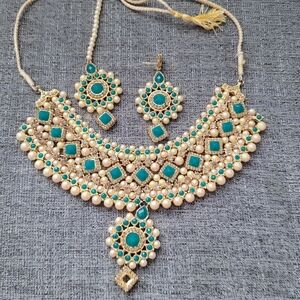Indian bridal pearl and green set